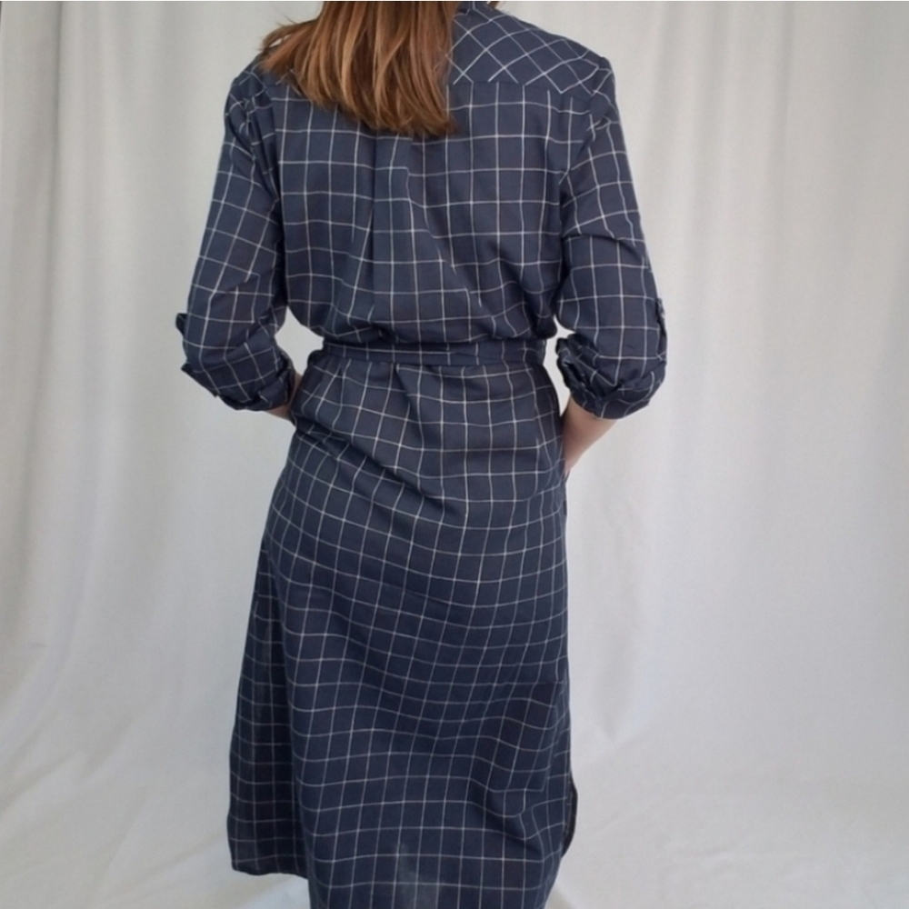 Dress Forum Navy Blue and White Windowpane Midi Shirt Dress Size Small - Picture 4 of 5